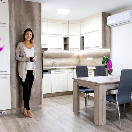 Trika Apartman Sárvár Buitenkant foto