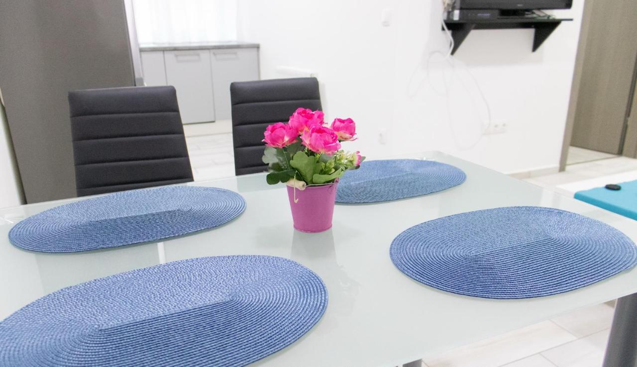 Trika Apartman Sárvár Buitenkant foto