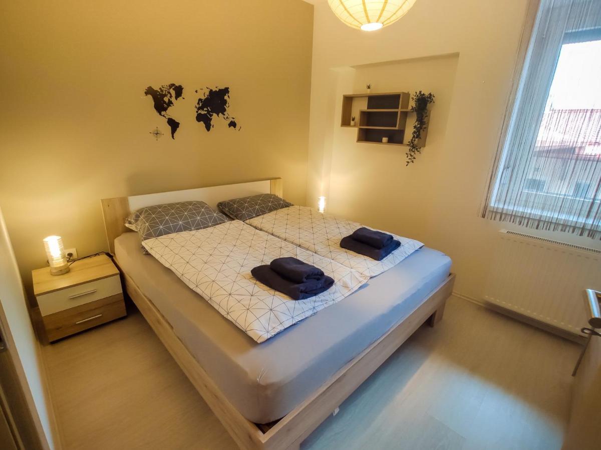 Trika Apartman Sárvár Buitenkant foto