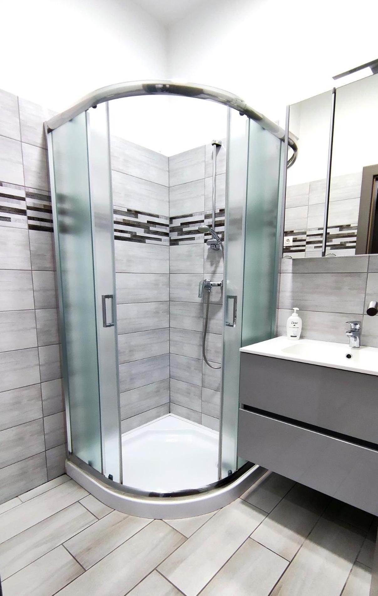 Trika Apartman Sárvár Buitenkant foto